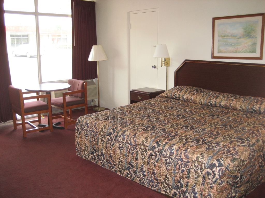 Sands Central Inn הוט ספרינגס חדר תמונה