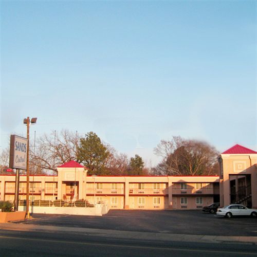 Sands Central Inn הוט ספרינגס מראה חיצוני תמונה