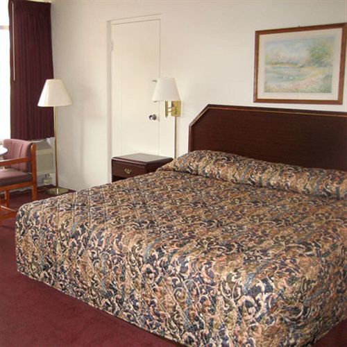 Sands Central Inn הוט ספרינגס חדר תמונה